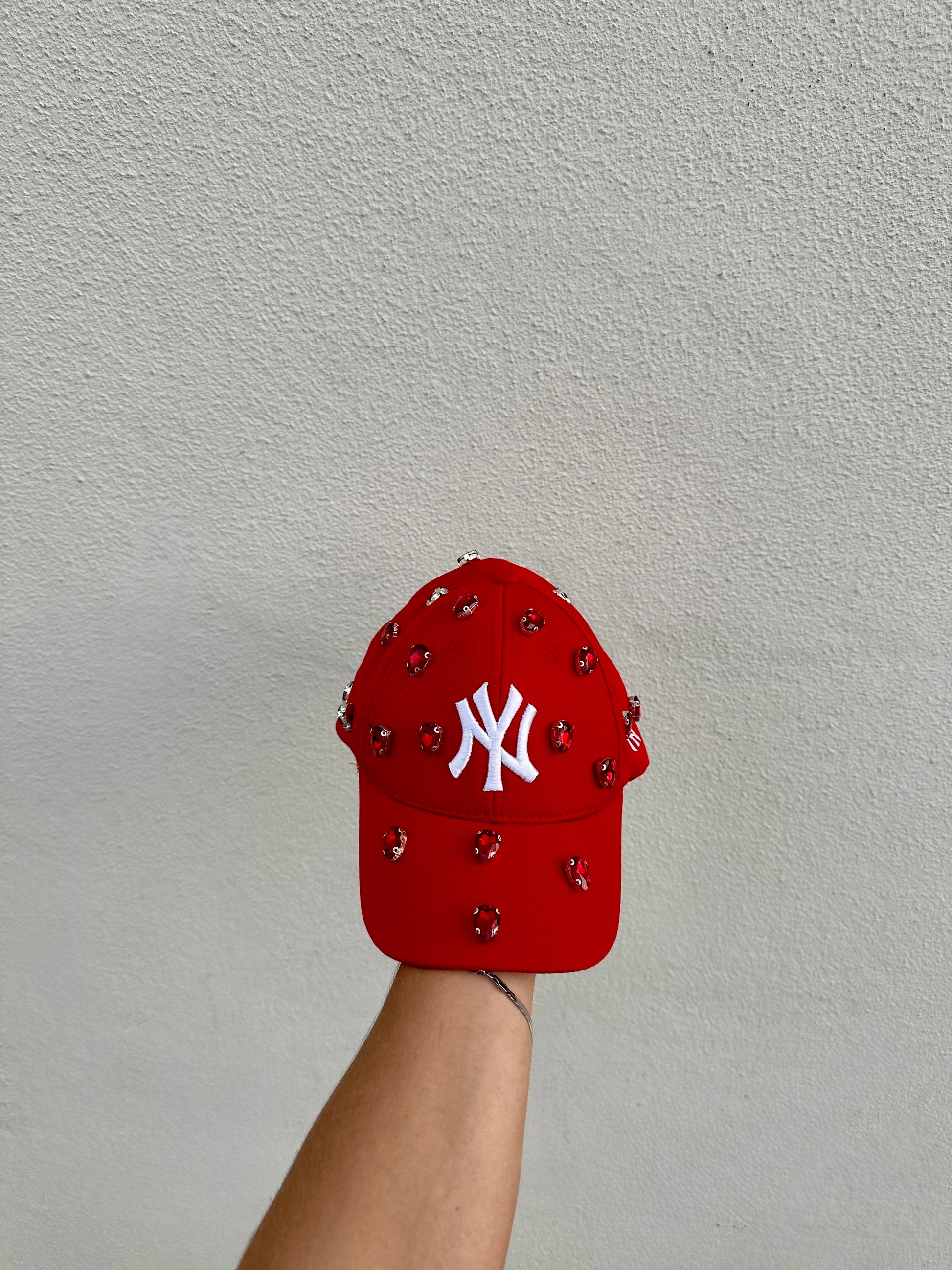 Arko kırmızı cap